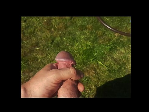 ❤️ Hot hottie meunang nya pink pussy fucked jeung cums kalawan squirt di taman usum panas ❤❌ Video anal di urang ☑